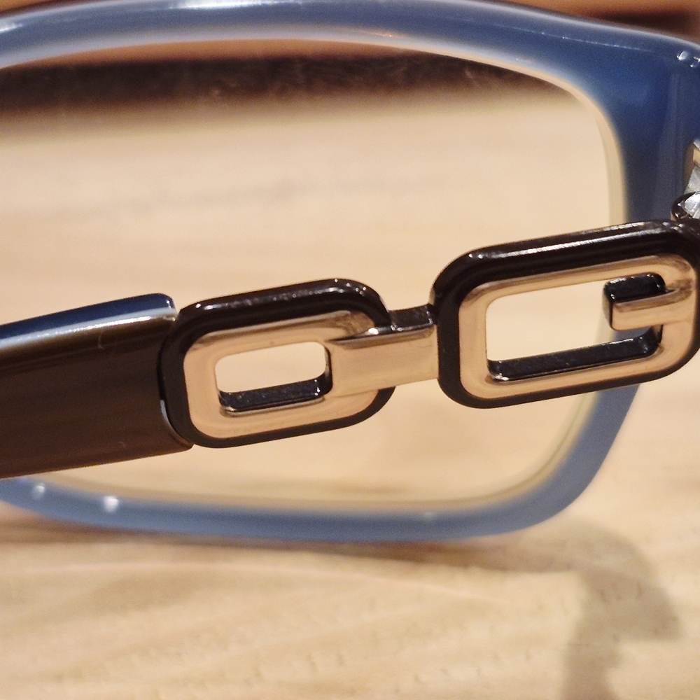 Guess Blue and Black Women's Glasses - Picture 9 of 11